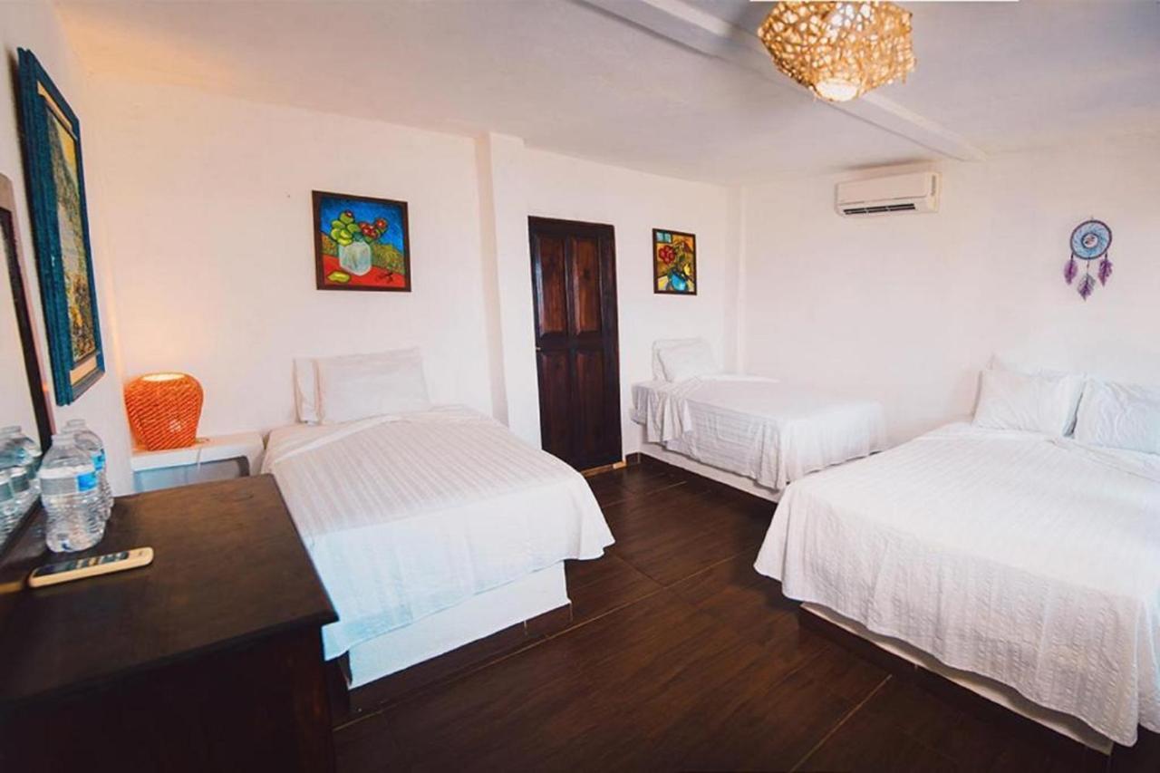 Marbella Eco Lodge Monterrico Exteriör bild