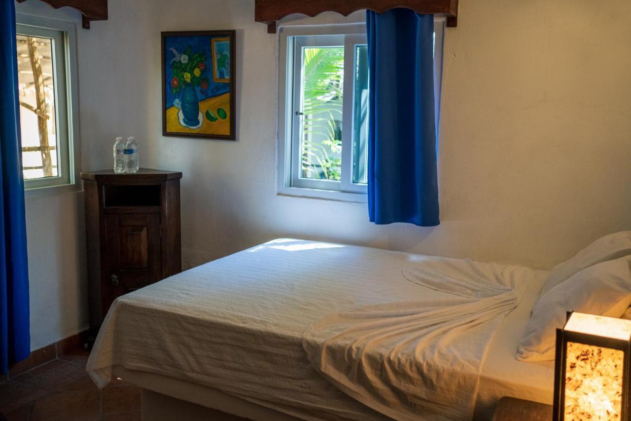Marbella Eco Lodge Monterrico Exteriör bild