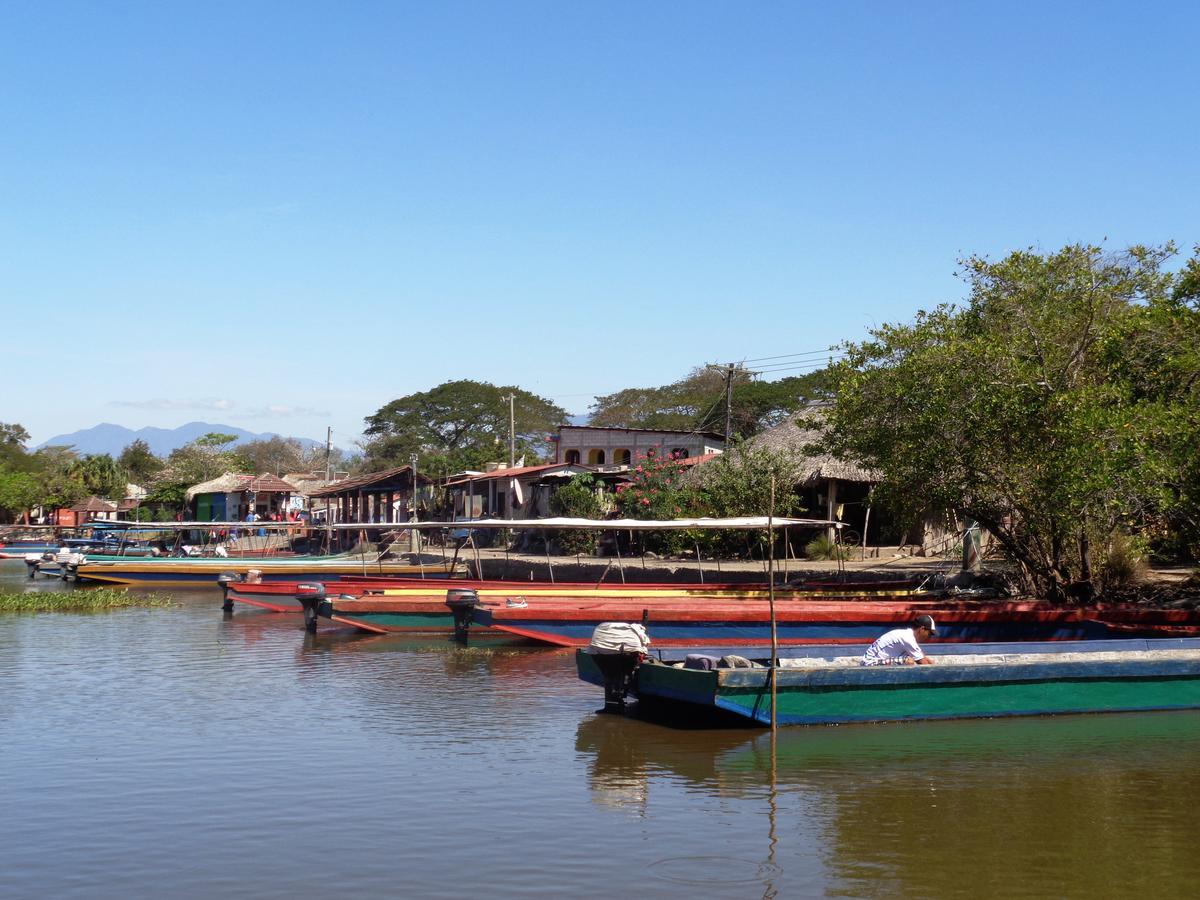 Marbella Eco Lodge Monterrico Exteriör bild