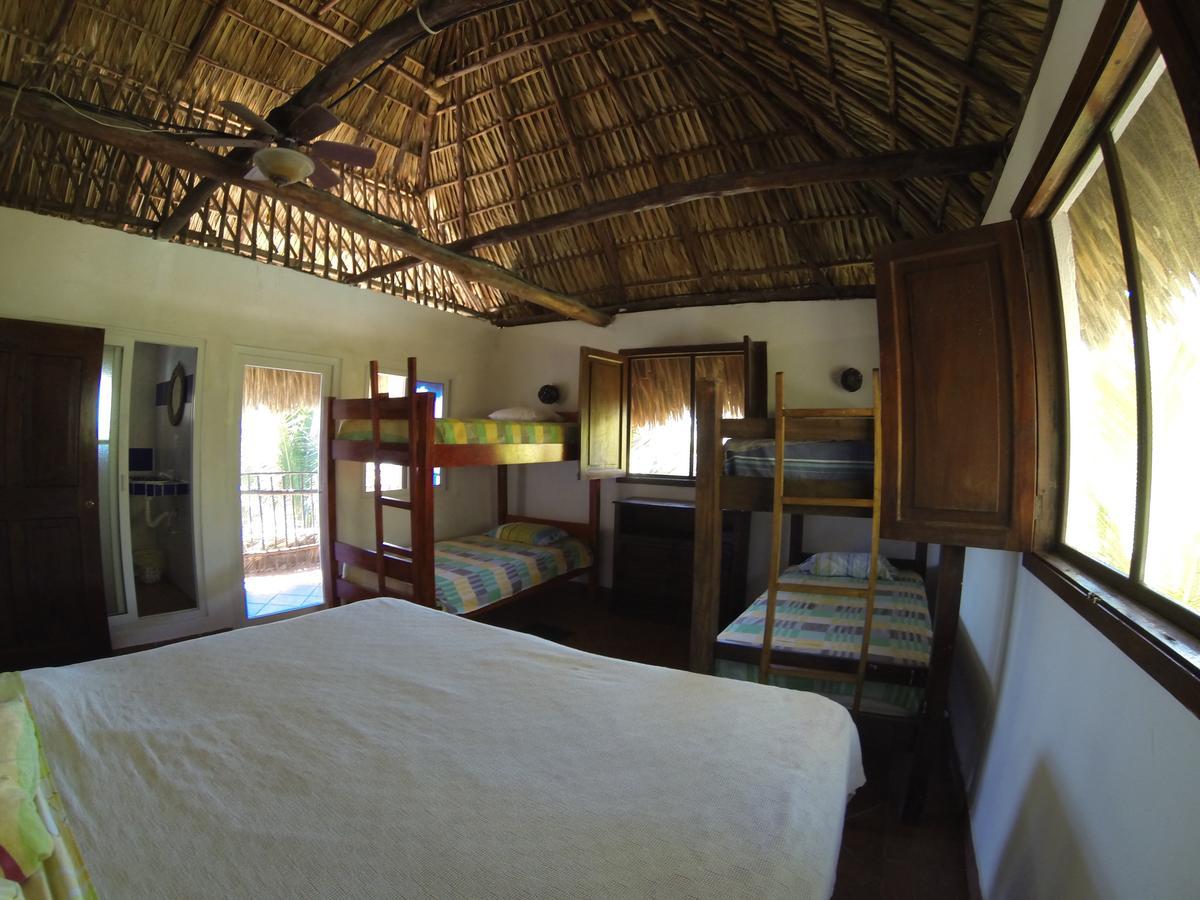 Marbella Eco Lodge Monterrico Exteriör bild