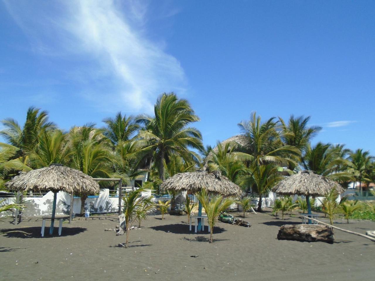 Marbella Eco Lodge Monterrico Exteriör bild