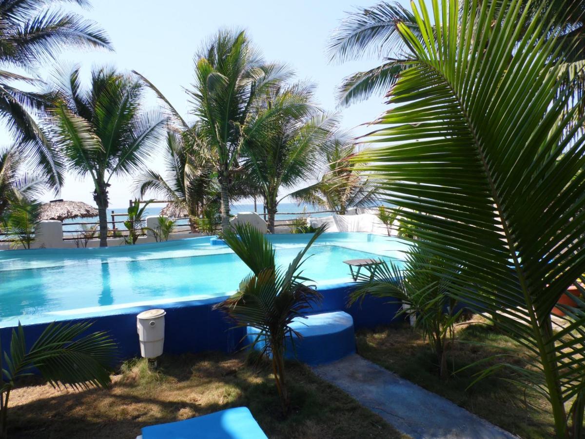 Marbella Eco Lodge Monterrico Exteriör bild